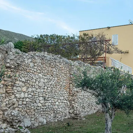 Holiday home 3 Bedroom Stunning In *