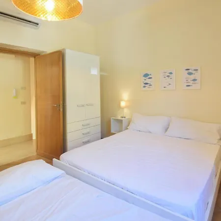 3 Bedroom Stunning In *